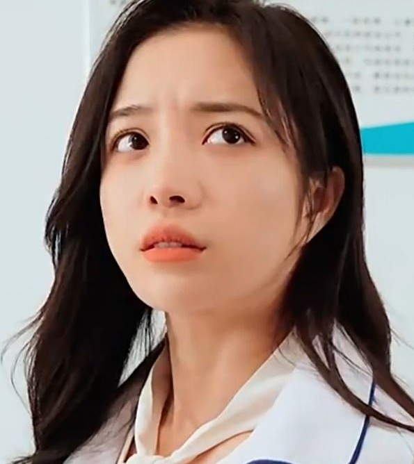 贬值之美女主播爱上我 第03集