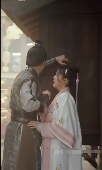 间谍夫妇今天又又又撞任务了 第105集